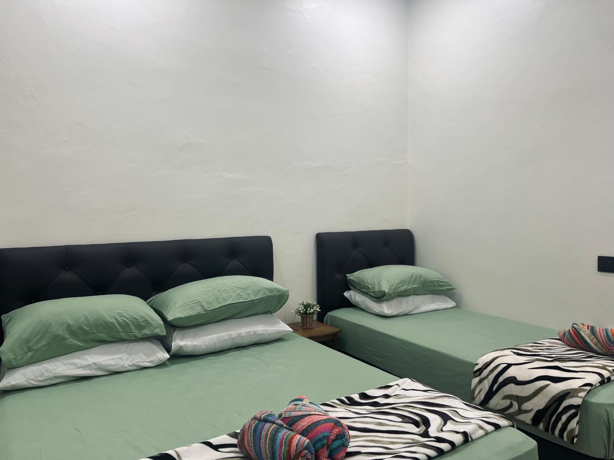 Padang Besar Syaripah Homestay Bagian luar foto